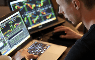 Man tracking inflation on computers